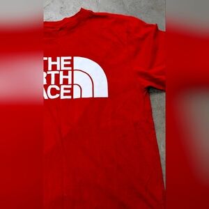 The North Face Men's Red T-Shirt, Small